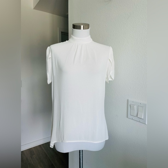 Reformation ホワイト Tシャツ XS Reformation | Tops | Reformation White Short Sleeve Tee Size